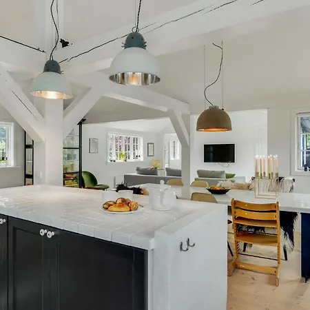 Cozy In With Kitchen Hornbæk